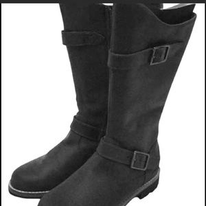 Patagonia boots relist for blackcherry8